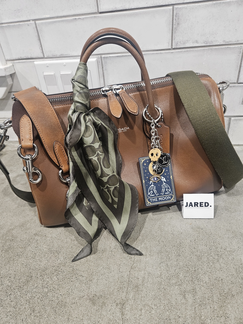 Coach Loved Leather Saddle Compass 35